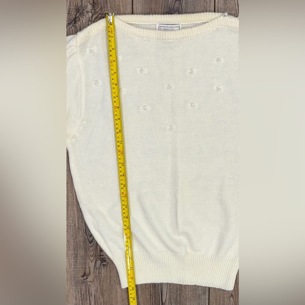 Vintage Eaton Cream Bow Embellished Sweater | Pearl Detail | Women’s M - Picture 8 of 10